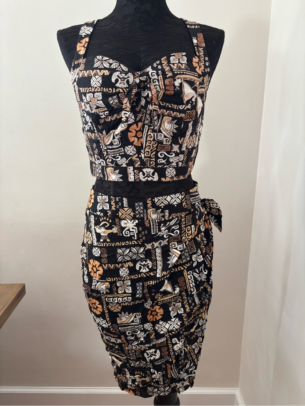 Moana retro two piece set and matching purse